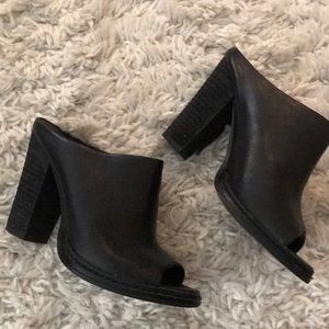 Chinese laundry heels platform